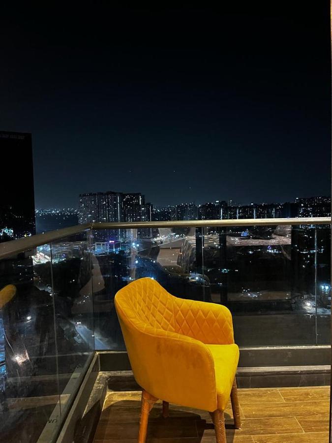 Luxe Apartment By Hey Studio'S Ghaziabad Esterno foto